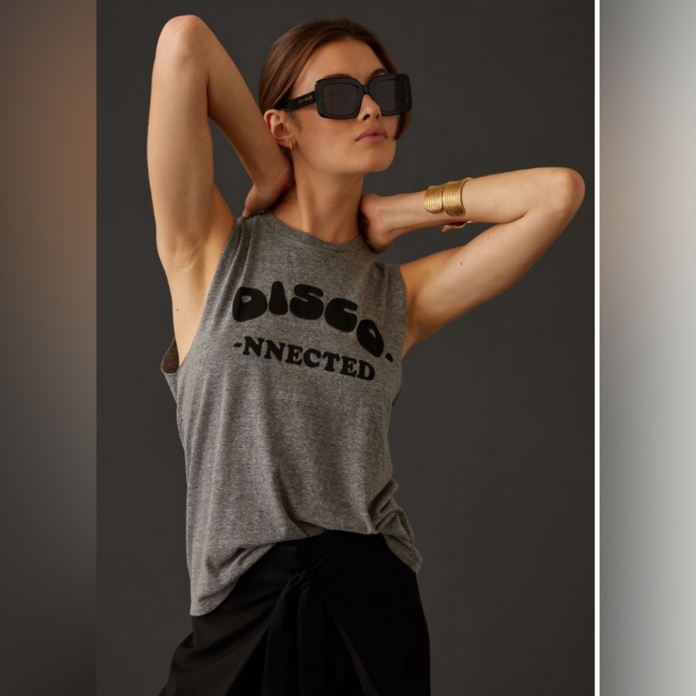 MOTHER The Sleeveless Rowdy Graphic Muscle Tee